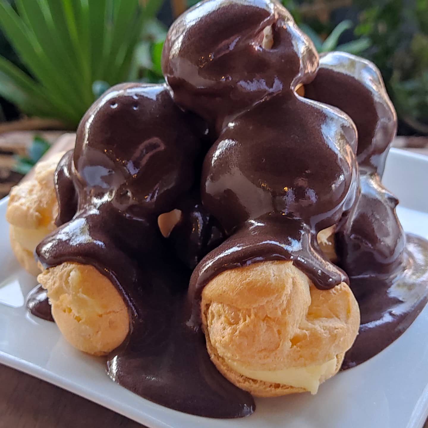 Eklerler ve Profiteroller